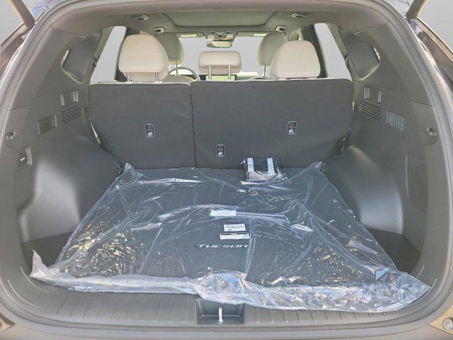 new 2025 Hyundai TUCSON Hybrid car, priced at $37,260