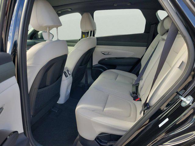 new 2025 Hyundai TUCSON Hybrid car, priced at $37,260