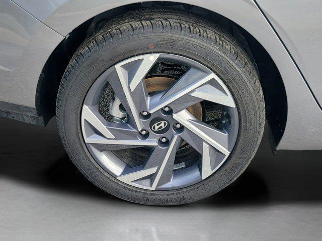 new 2025 Hyundai Elantra car, priced at $21,106
