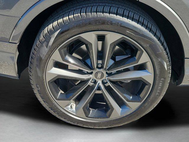 used 2025 Audi Q7 car, priced at $57,498