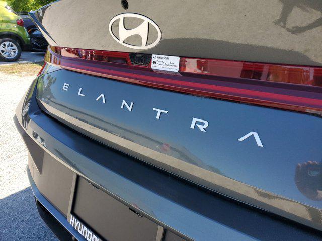 new 2024 Hyundai Elantra HEV car, priced at $26,383