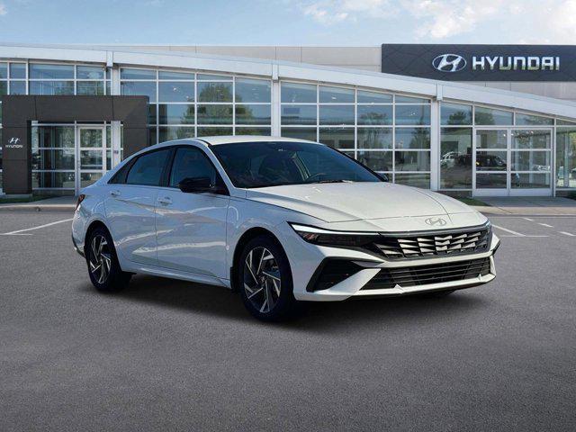 new 2025 Hyundai Elantra car, priced at $27,256