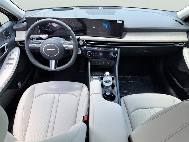 new 2025 Hyundai Sonata Hybrid car, priced at $37,228