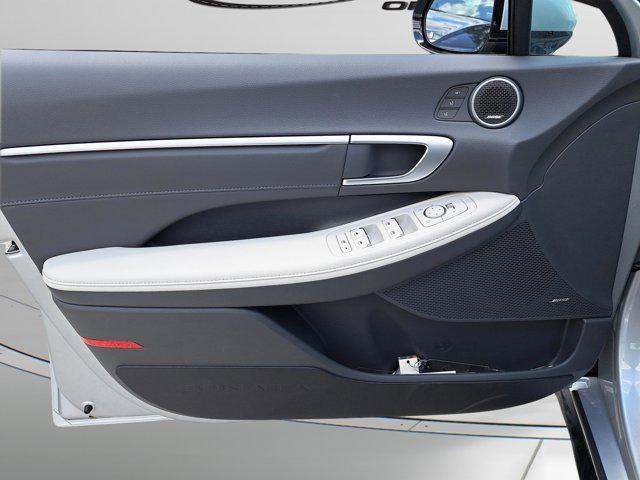new 2025 Hyundai Sonata Hybrid car, priced at $37,228
