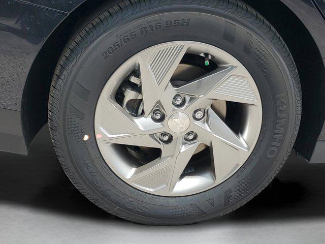 new 2025 Hyundai Sonata car, priced at $26,212