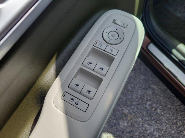 new 2025 Hyundai SANTA FE HEV car, priced at $48,659