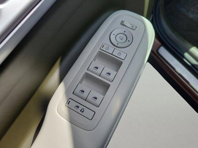 new 2025 Hyundai SANTA FE HEV car, priced at $42,394
