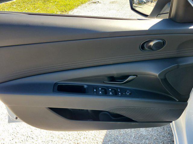 new 2025 Hyundai Elantra car, priced at $27,623