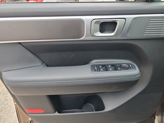 new 2025 Hyundai Santa Fe car, priced at $40,554