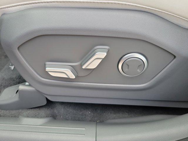 new 2025 Hyundai Santa Fe car, priced at $38,295