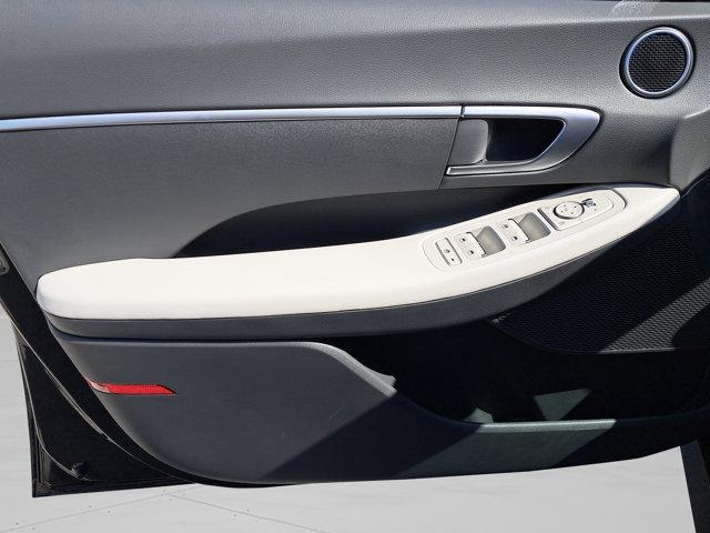 new 2025 Hyundai Sonata car, priced at $27,602