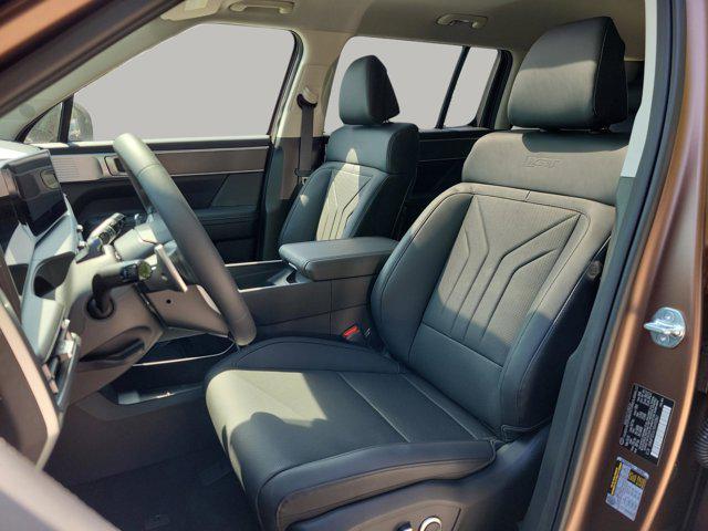 new 2025 Hyundai Santa Fe car, priced at $40,598
