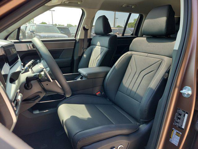 new 2025 Hyundai Santa Fe car, priced at $40,598