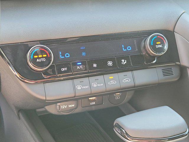 new 2025 Hyundai Elantra car, priced at $23,642