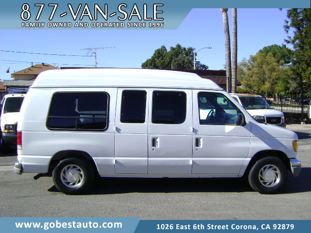 used 1999 Ford E150 car, priced at $10,995
