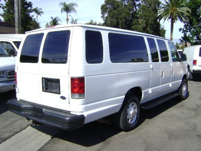 used 2005 Ford E350 Super Duty car, priced at $13,995