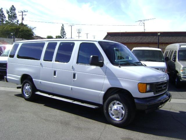 used 2005 Ford E350 Super Duty car, priced at $13,995