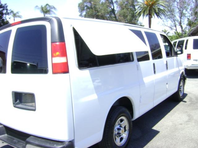 used 2006 Chevrolet Express 1500 car, priced at $16,995