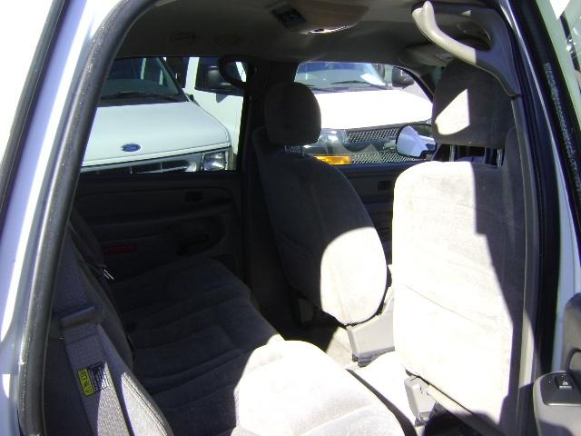 used 2004 Chevrolet Tahoe car, priced at $8,995