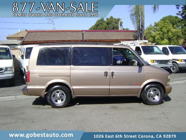 used 2001 Chevrolet Astro car, priced at $9,995