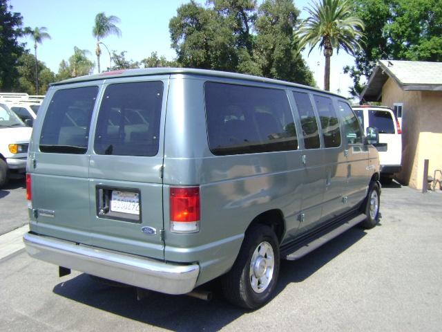 used 2006 Ford E150 car, priced at $12,995