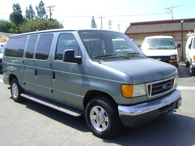 used 2006 Ford E150 car, priced at $12,995