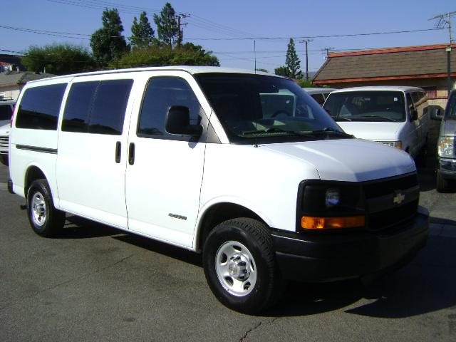 used 2005 Chevrolet Express 3500 car, priced at $15,995