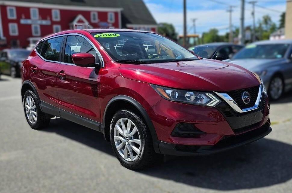 used 2020 Nissan Rogue Sport car, priced at $19,995