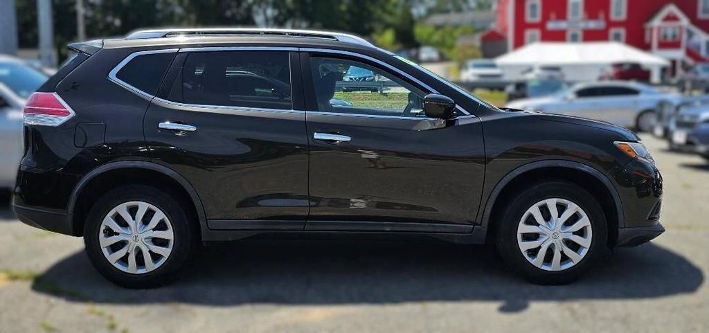 used 2016 Nissan Rogue car, priced at $14,995