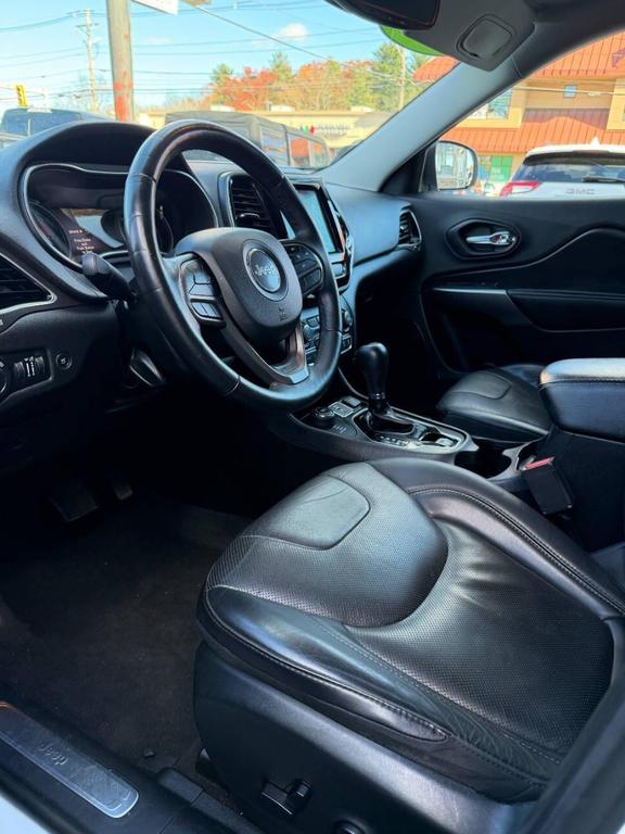 used 2019 Jeep Cherokee car, priced at $20,995