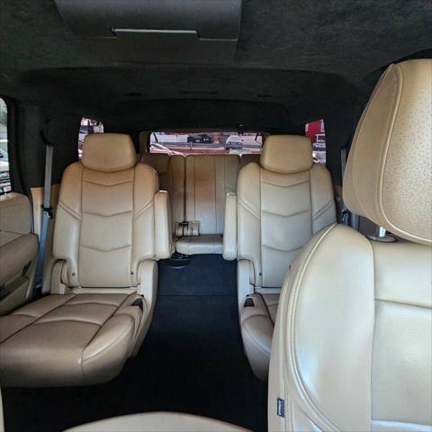 used 2019 Cadillac Escalade car, priced at $43,995