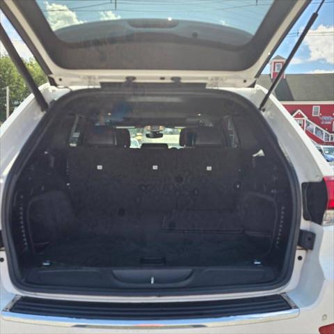 used 2020 Jeep Grand Cherokee car, priced at $22,995