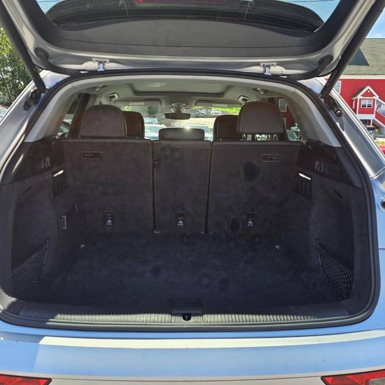 used 2022 Audi Q5 car, priced at $29,995
