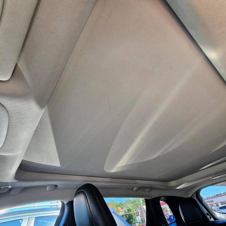 used 2018 Jeep Cherokee car, priced at $19,995