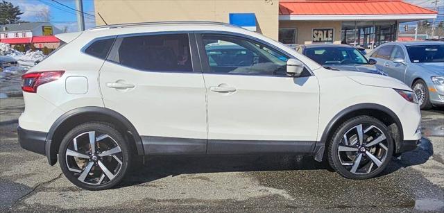 used 2020 Nissan Rogue Sport car, priced at $22,995