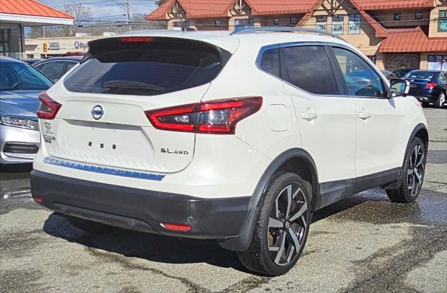 used 2020 Nissan Rogue Sport car, priced at $22,995