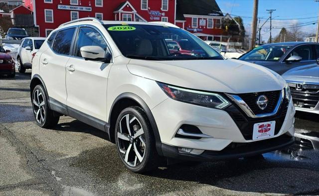 used 2020 Nissan Rogue Sport car, priced at $22,995