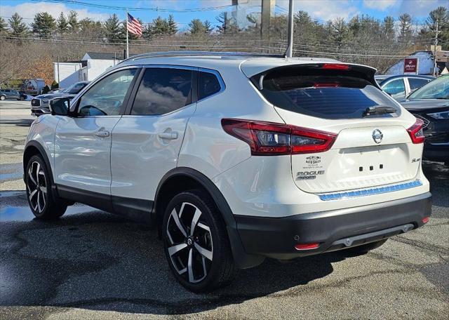 used 2020 Nissan Rogue Sport car, priced at $22,995