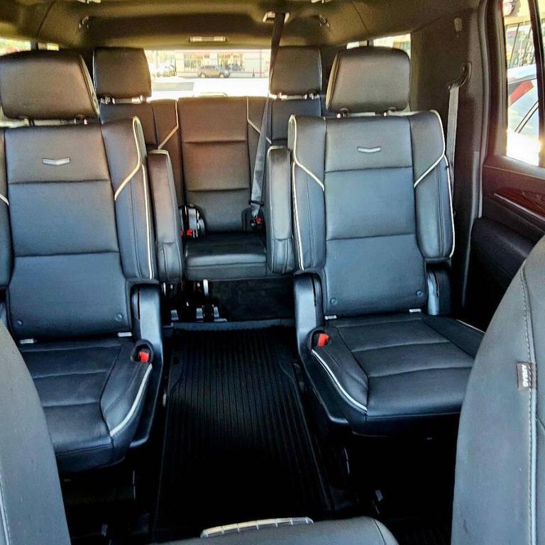 used 2022 Cadillac Escalade ESV car, priced at $62,995