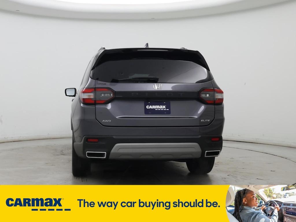 used 2023 Honda Pilot car, priced at $46,998