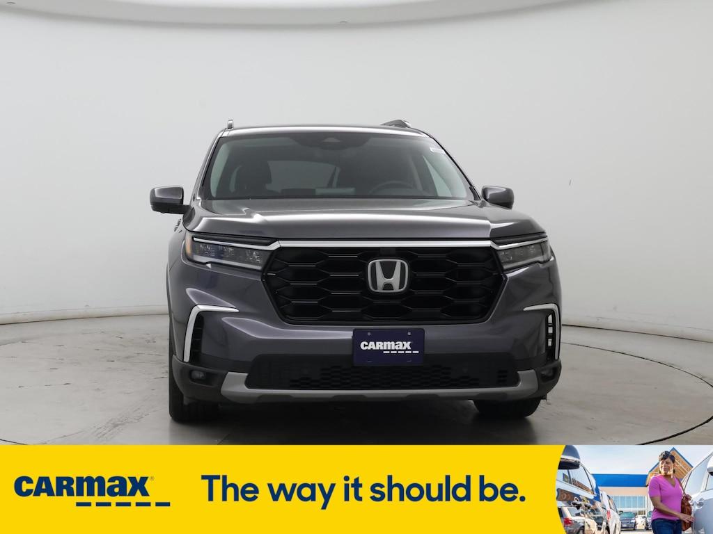 used 2023 Honda Pilot car, priced at $46,998