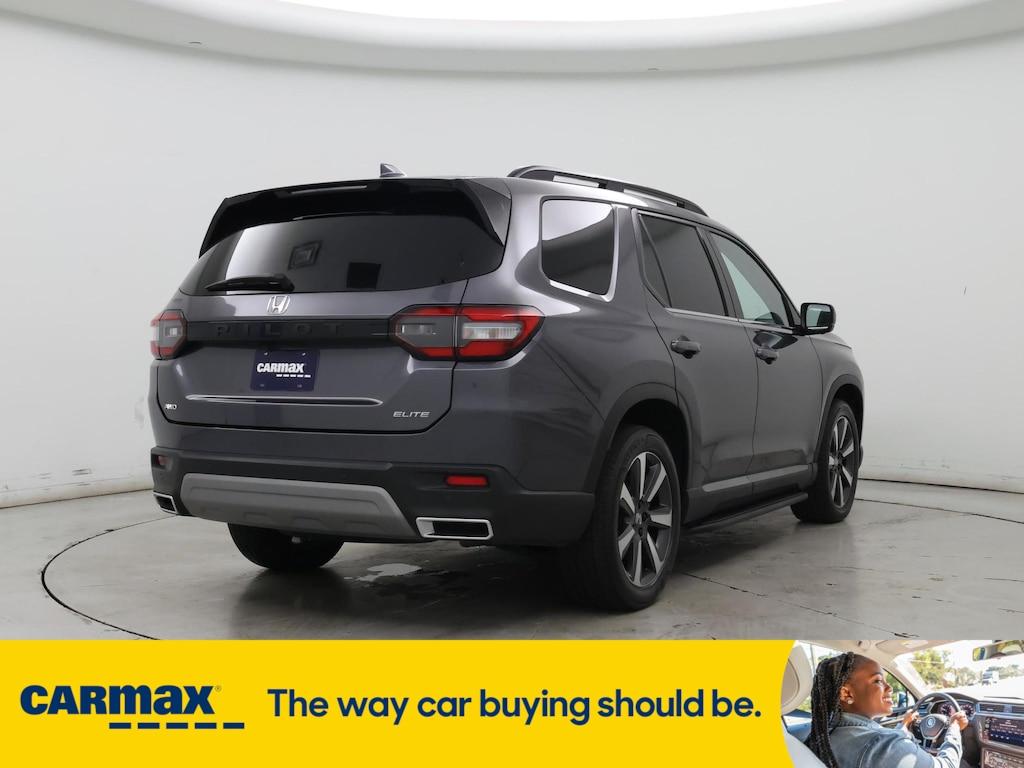 used 2023 Honda Pilot car, priced at $46,998