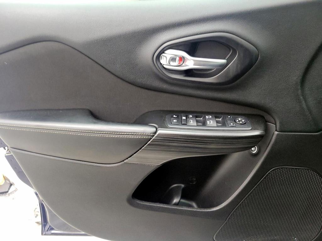 used 2014 Jeep Cherokee car, priced at $16,998
