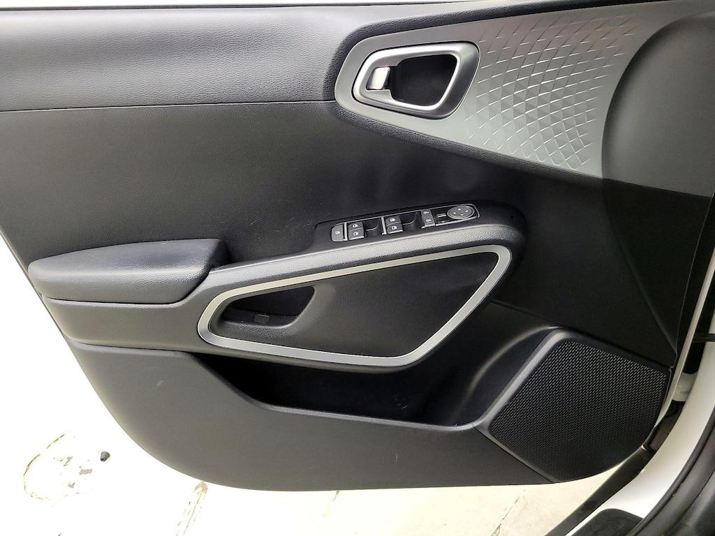 used 2021 Kia Soul car, priced at $13,599