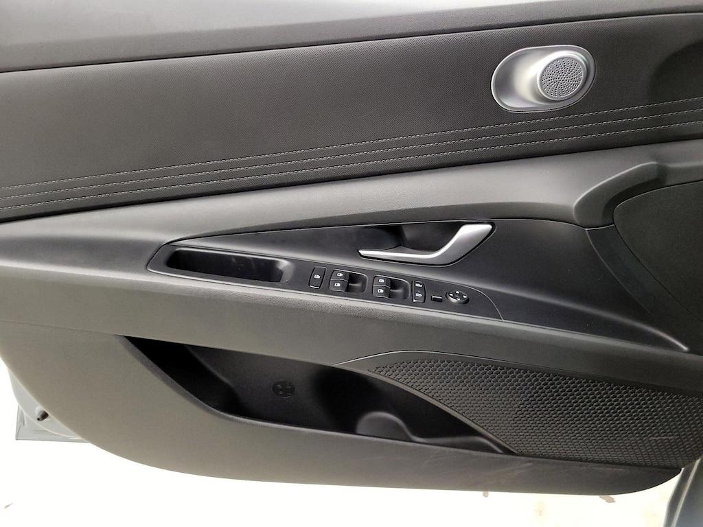 used 2022 Hyundai Elantra car, priced at $21,998