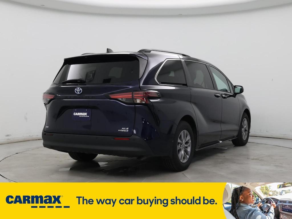 used 2022 Toyota Sienna car, priced at $40,998