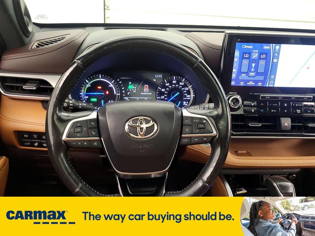 used 2020 Toyota Highlander Hybrid car, priced at $37,998