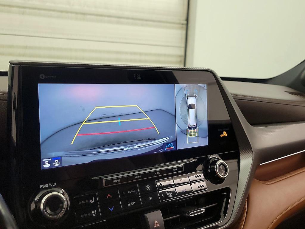 used 2020 Toyota Highlander Hybrid car, priced at $37,998