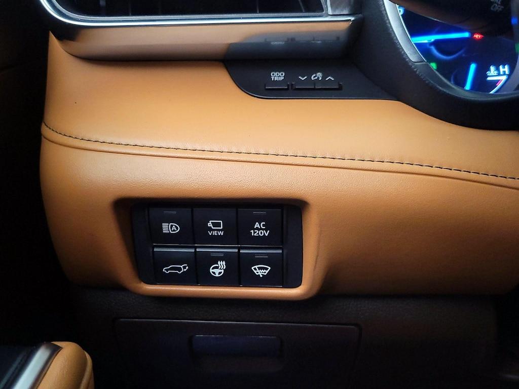 used 2020 Toyota Highlander Hybrid car, priced at $37,998