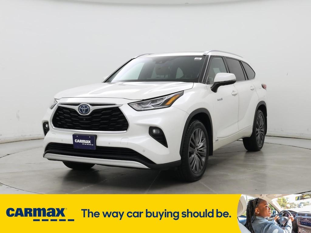 used 2020 Toyota Highlander Hybrid car, priced at $37,998